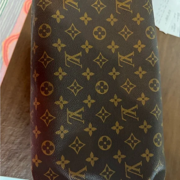 Vintage Louis Vuitton Monogram pristine condition. Authentic. - Picture 5 of 7